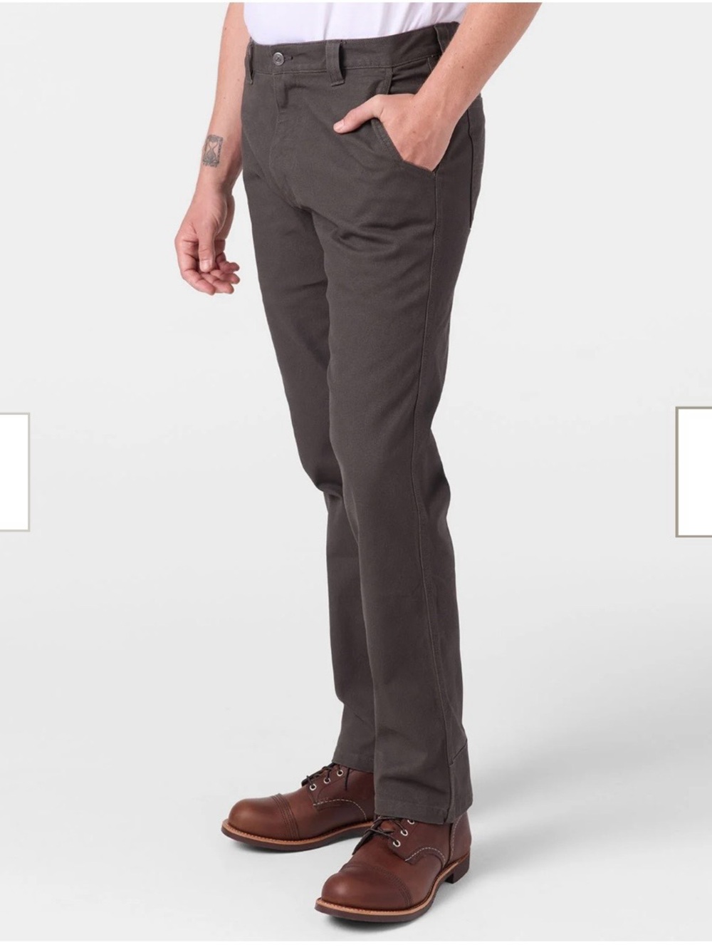 Mountain Khakis Men's Chino Pants - Olive Green NWT